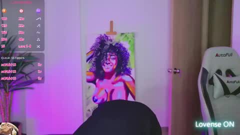 Christina online show from September 2025 01:17:01 AM