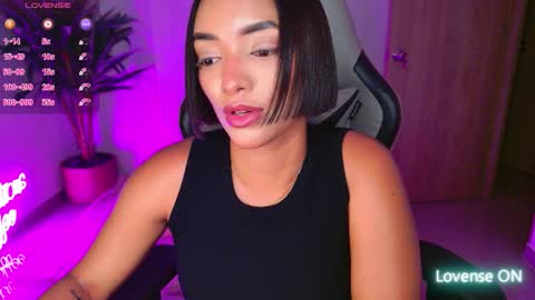 Christina online show from September 2025 12:47:02 AM