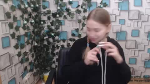 klerkarina online show from January 2025 06:23:02 AM