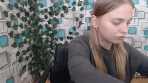 klerkarina online show from September 2025 05:55:02 AM