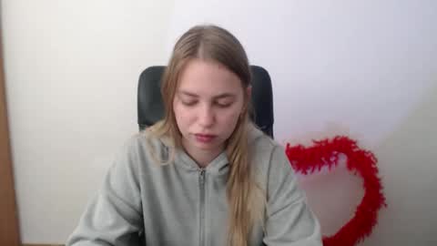 klerkarina online show from October 2025 05:46:01 AM