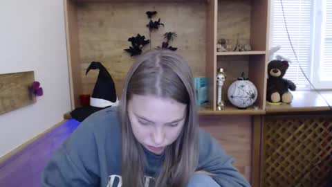 klerkarina online show from November 2025 06:57:01 AM