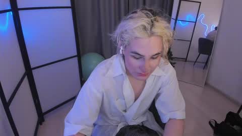 Klin online show from December 2024 02:53:01 AM