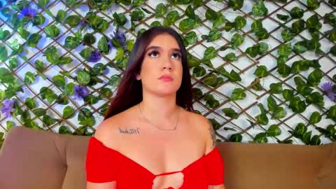 Snapshot of kloe_bella chatting on September 2025 01:11:01 PM kloe_bella online show from September 2025 01:11:01 PM