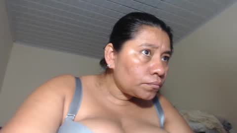 Kloe online show from February 2025 10:26:01 AM