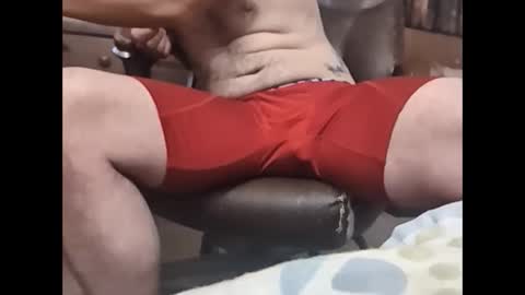 LOUiViLAN online show from December 2024 03:00:02 PM