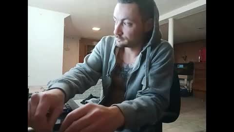 LOUiViLAN online show from December 2024 08:13:01 AM