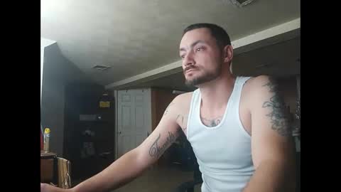 LOUiViLAN online show from January 2025 01:31:01 PM