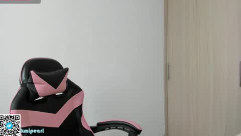 Camila Reyes online show from April 2026 12:41:01 PM