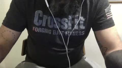 Snapshot of knicker76 chatting on December 2024 01:03:02 AM knicker76 online show from December 2024 01:03:02 AM