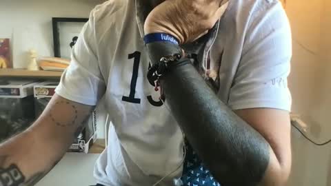 Snapshot of knicker76 chatting on September 2025 08:19:01 AM knicker76 online show from September 2025 08:19:01 AM