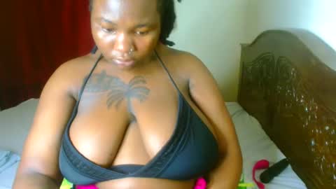 Snapshot of knight_nurse69 chatting on February 2025 10:02:01 PM knight_nurse69 online show from February 2025 10:02:01 PM