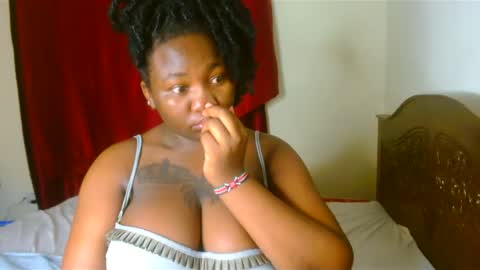 Snapshot of knight_nurse69 chatting on February 2025 12:15:01 AM knight_nurse69 online show from February 2025 12:15:01 AM