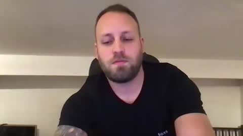 Snapshot of kobasic chatting on February 2025 07:16:02 PM hugo online show from February 2025 07:16:02 PM