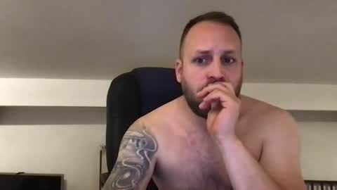 Snapshot of kobasic chatting on February 2025 01:57:01 AM hugo online show from February 2025 01:57:01 AM