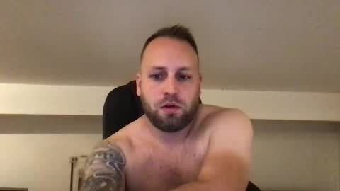 Snapshot of kobasic chatting on October 2025 02:00:01 AM hugo online show from October 2025 02:00:01 AM