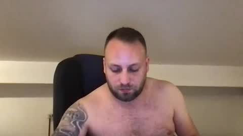 Snapshot of kobasic chatting on October 2025 01:33:02 AM hugo online show from October 2025 01:33:02 AM