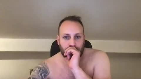 Snapshot of kobasic chatting on November 2025 01:05:01 AM hugo online show from November 2025 01:05:01 AM