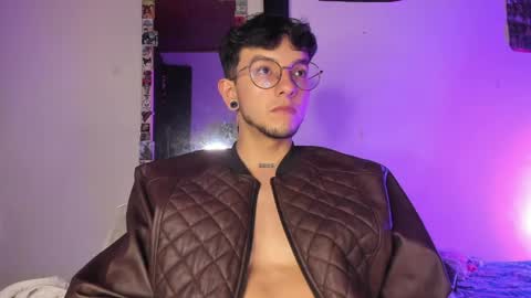 Koddy Independent model online show from June 2026 01:50:01 AM
