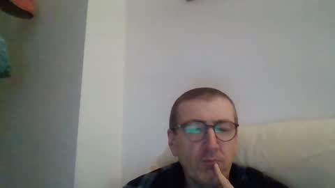 Snapshot of kolesie7 chatting on December 2024 10:01:02 PM JUAN CARLOS online show from December 2024 10:01:02 PM