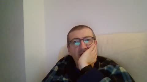 Snapshot of kolesie7 chatting on December 2024 11:29:02 PM JUAN CARLOS online show from December 2024 11:29:02 PM
