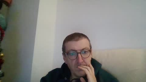 Snapshot of kolesie7 chatting on December 2024 07:57:02 PM JUAN CARLOS online show from December 2024 07:57:02 PM