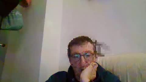 Snapshot of kolesie7 chatting on January 2025 07:04:01 PM JUAN CARLOS online show from January 2025 07:04:01 PM