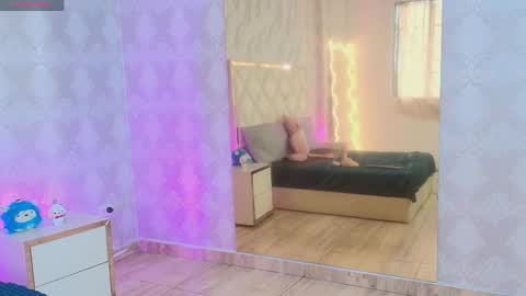 kolyn_tay online show from April 2026 07:06:02 PM