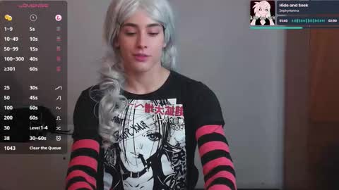  Riley  online show from October 2025 06:20:02 PM