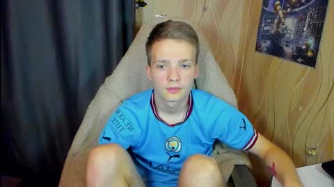 Snapshot of konnor_deviant chatting on September 2025 11:43:01 PM konnor_deviant online show from September 2025 11:43:01 PM