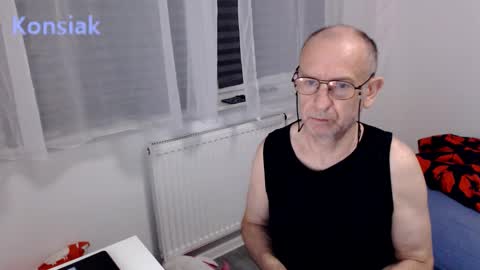 Snapshot of konsiak chatting on January 2026 06:00:01 PM Komsiak online show from January 2026 06:00:01 PM