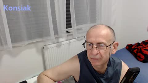 Snapshot of konsiak chatting on February 2026 03:37:02 PM Komsiak online show from February 2026 03:37:02 PM