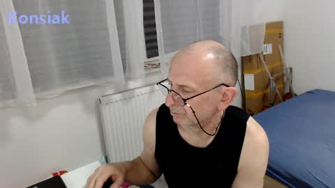Snapshot of konsiak chatting on March 2026 06:51:02 PM Komsiak online show from March 2026 06:51:02 PM