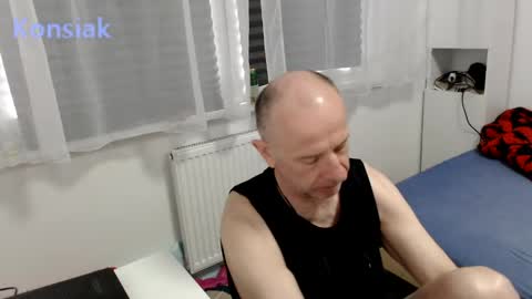 Snapshot of konsiak chatting on May 2026 09:16:01 AM Komsiak online show from May 2026 09:16:01 AM