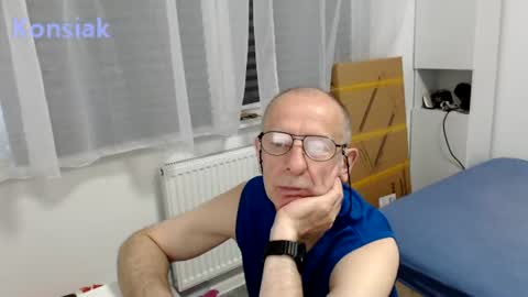 Snapshot of konsiak chatting on June 2026 06:32:02 PM Komsiak online show from June 2026 06:32:02 PM