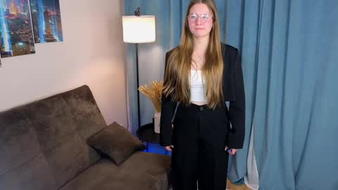 Jenna online show from November 2025 01:55:01 PM