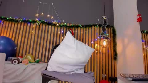 I am kora  online show from December 2025 07:53:02 PM