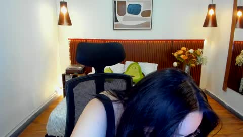 Snapshot of kora_shadow chatting on May 2026 06:46:01 PM Kora Shadow online show from May 2026 06:46:01 PM
