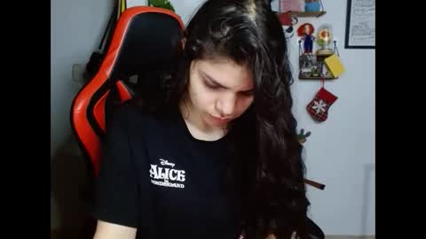 Karoll online show from December 2024 03:11:02 AM