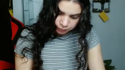 Karoll online show from February 2025 11:48:01 PM