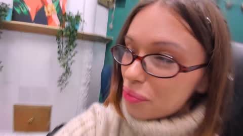 Snapshot of kossie_ chatting on December 2024 02:30:02 PM kossie_ online show from December 2024 02:30:02 PM
