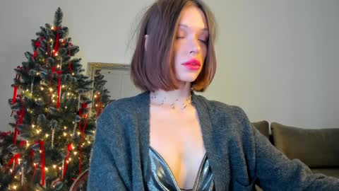Snapshot of kossie_ chatting on December 2024 12:01:01 PM kossie_ online show from December 2024 12:01:01 PM