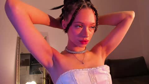 Snapshot of kossie_ chatting on January 2025 04:04:01 PM kossie_ online show from January 2025 04:04:01 PM