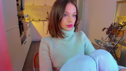 Snapshot of kossie_ chatting on February 2025 05:40:01 PM kossie_ online show from February 2025 05:40:01 PM