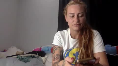 koyoteej online show from January 2026 12:49:02 AM