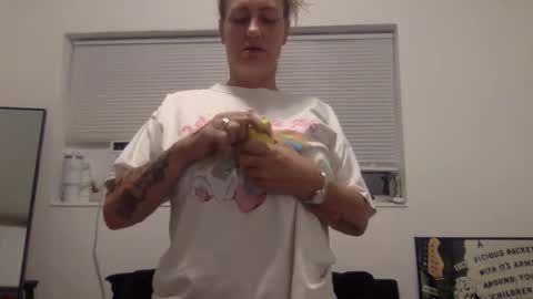 koyoteej online show from March 2026 07:26:01 AM