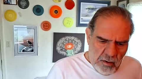 Snapshot of kp633 chatting on October 2025 04:09:02 PM kp633 online show from October 2025 04:09:02 PM