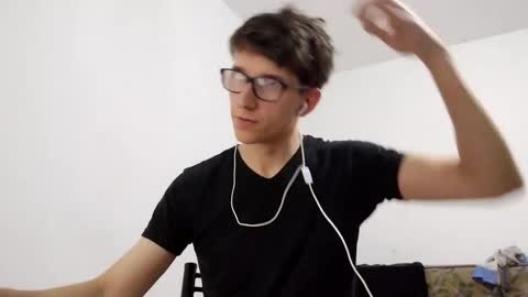 Facu online show from January 2025 02:11:02 AM