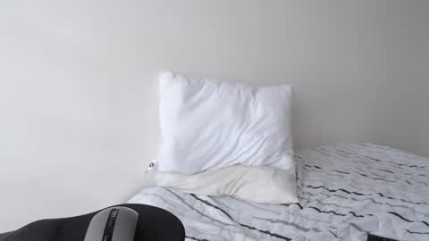 kraison66 online show from April 2026 07:58:01 PM