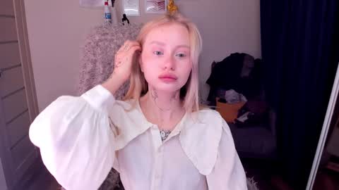 kris_grant online show from January 2025 10:21:02 AM